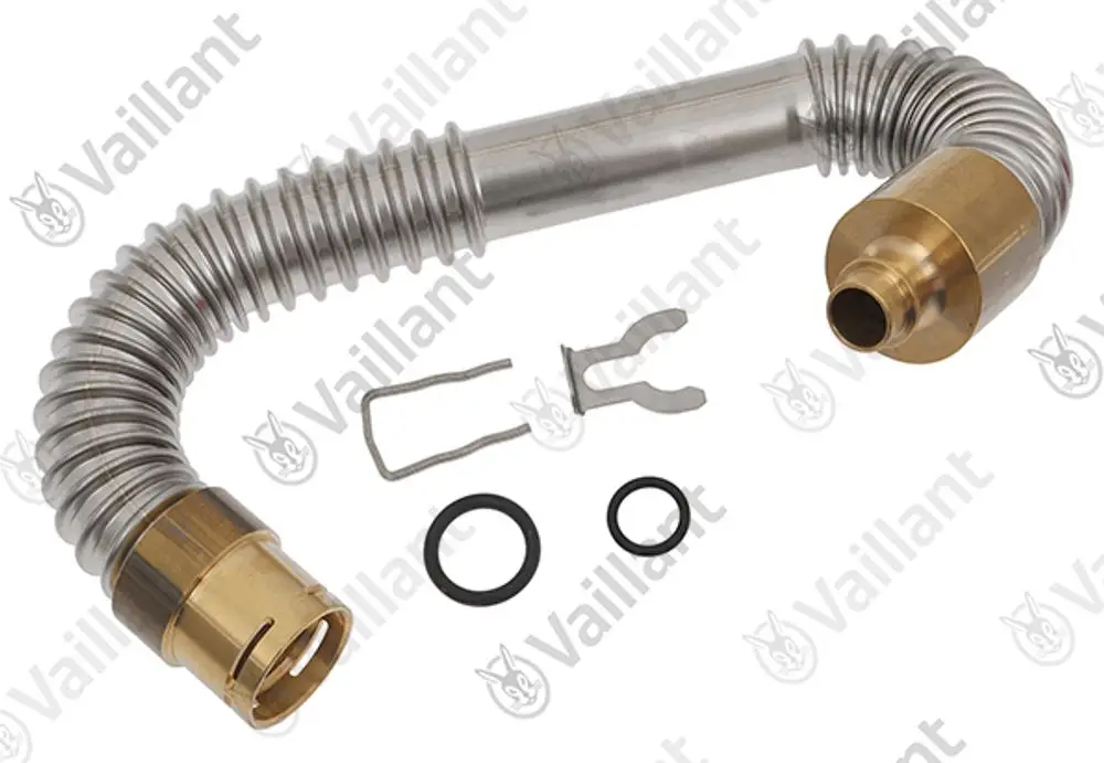 Flexible Rohrleitung mit metallischem und messingfarbenem Anschluss, Zubehörteile wie Clips und Dichtungsringe, hergestellt von Vaillant.